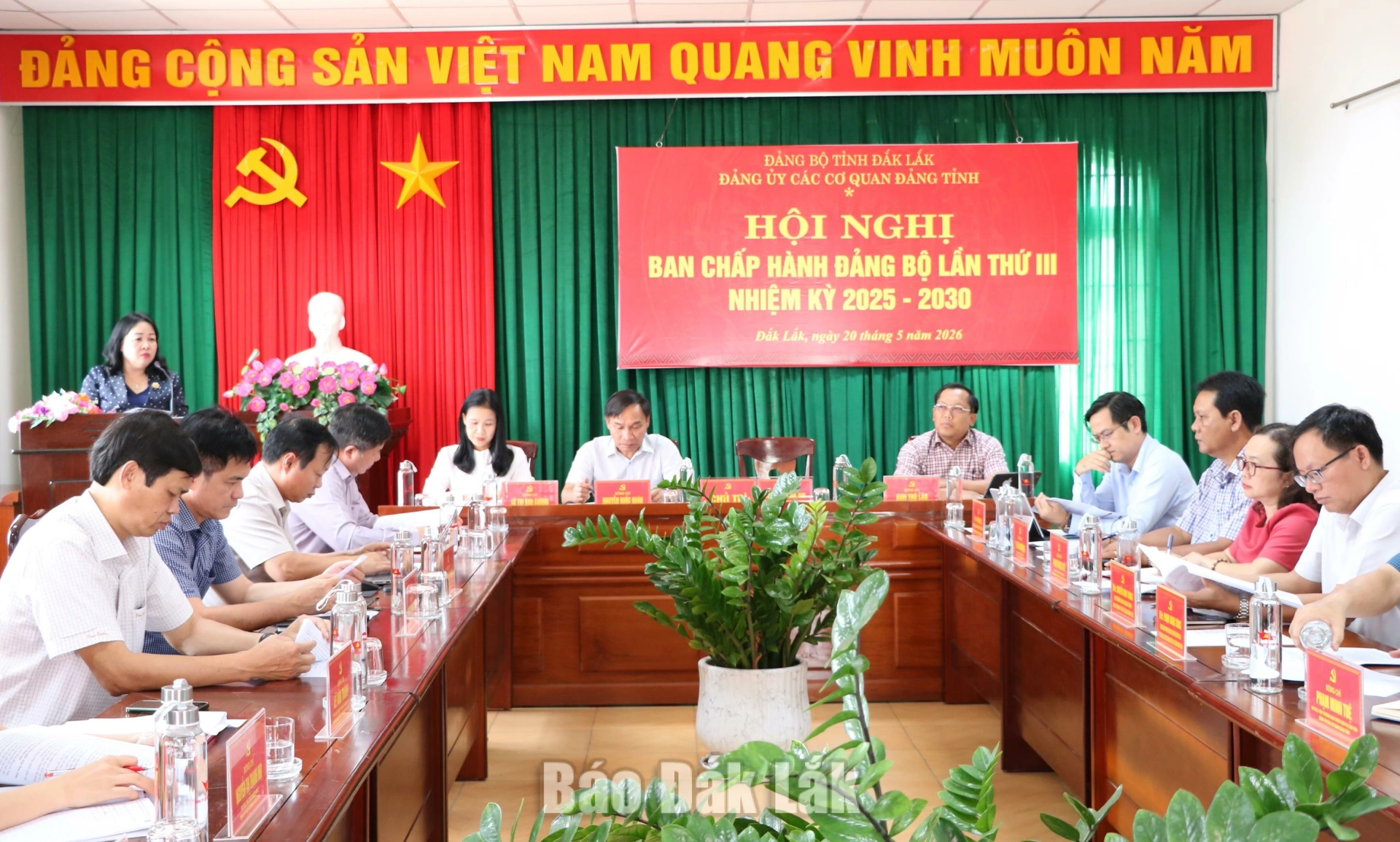 Quang cảnh hội nghị.