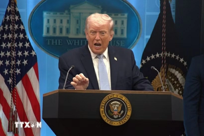 Tổng thống Mỹ Donald Trump trong cuộc họp báo tại Washington DC., ngày 6/4. Ảnh: TTXVN