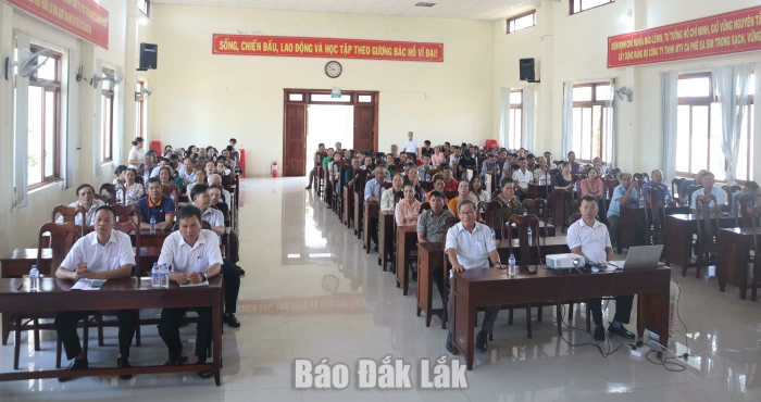 150 nông dân tham gia hội nghị trao đổi kỹ thuật sử dụng phân bón