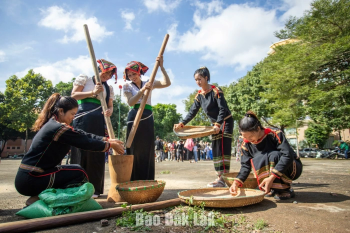 Khai thác hệ sinh thái ẩm thực 
thành 
nguồn lực phát triển