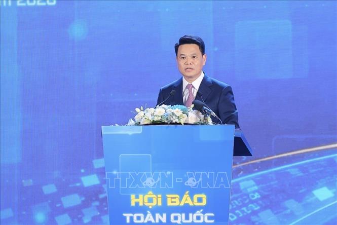 Đồng chí Lê Ngọc Châu, Ủy viên Trung ương Đảng, Bí thư thành ủy Hải Phòng phát biểu. Ảnh: Minh Quyết/TTXVN.