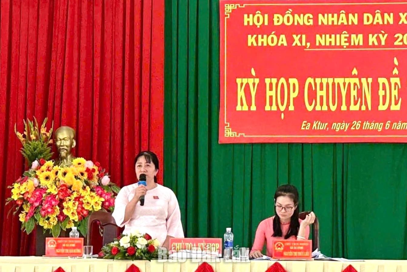 Kỳ họp Chuyên đề lần thứ Nhất, HĐND xã Ea Ktur thông qua Nghị quyết về việc sắp xếp, tổ chức lại và đổi tên thôn, buôn trên địa bàn.