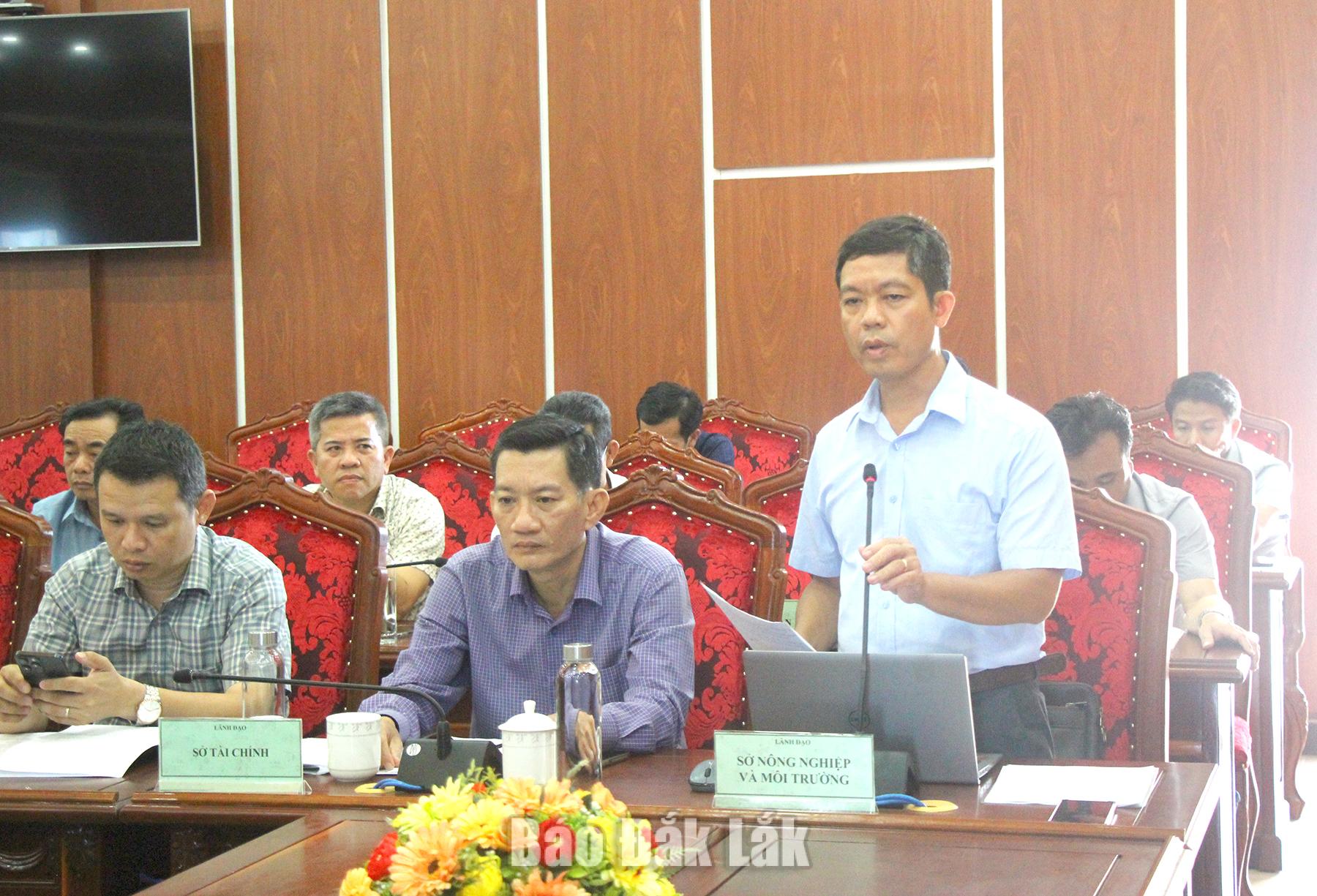 Phó Giám đốc Sở Nông nghiệp và Môi trường Phạm Ngọc Hùng phát biểu tại buổi làm việc.