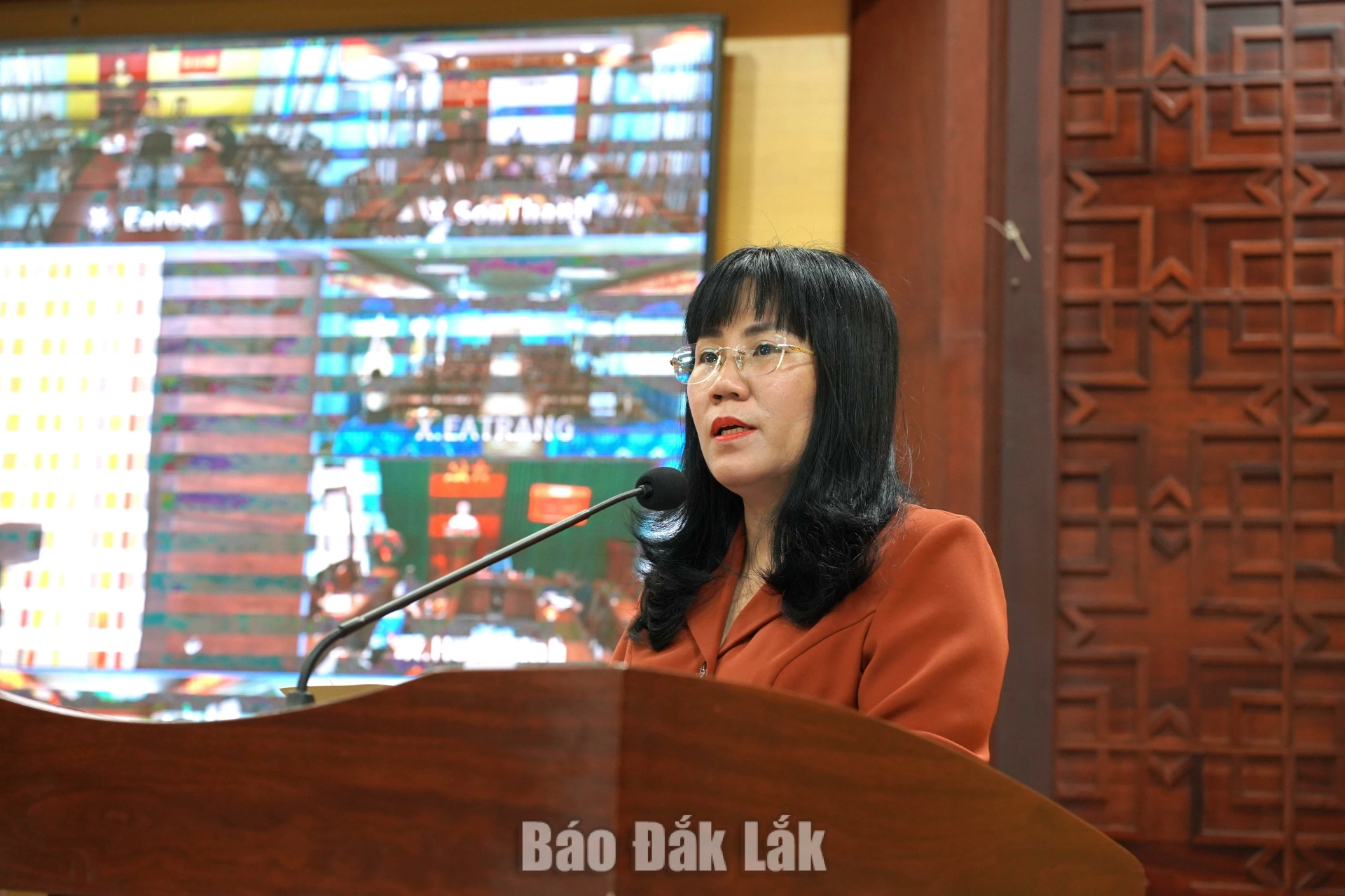Đồng chí Hồ Thị Nguyên Thảo, Ủy viên Ban Thường vụ Tỉnh ủy, Phó Chủ tịch Thường trực UBND tỉnh phát biểu bế mạc hội nghị.