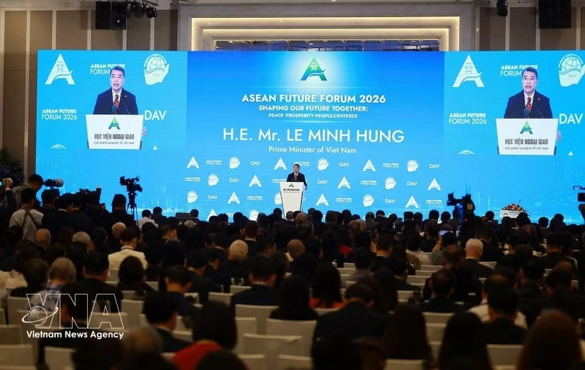 Prime Minister Le Minh Hung delivers remarks at the opening session of the third ASEAN Future Forum. (Photo: VNA)