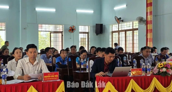 Cử tri Ea Kiết phản ánh 15 nội dung về hạ tầng, đất đai