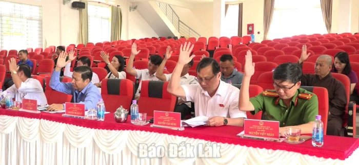 HĐND xã Krông Búk thông qua Nghị quyết sắp xếp thôn, buôn