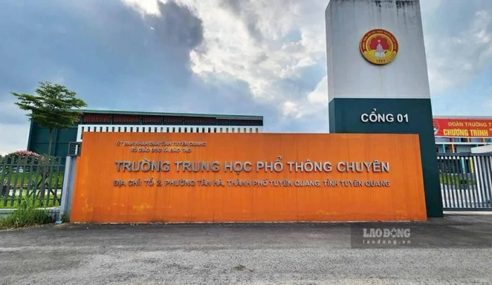 Nỗi trăn trở từ... 