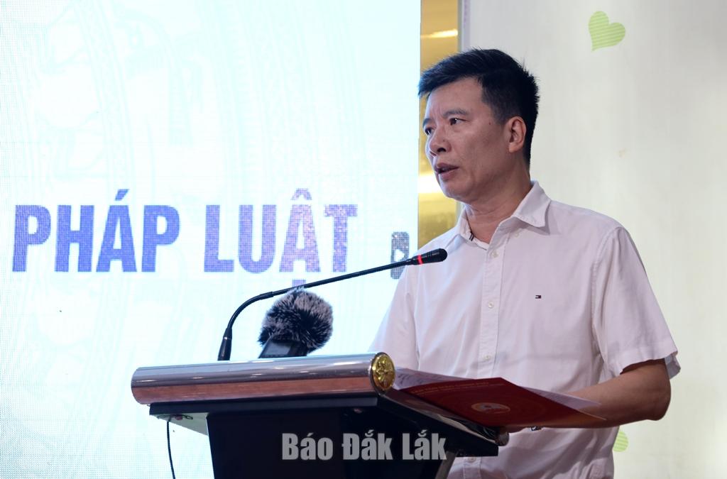 Ông Nguyễn Tiến Trọng, Phó trưởng Ban Tôn giáo Chính phủ phát biểu tại hội nghị.