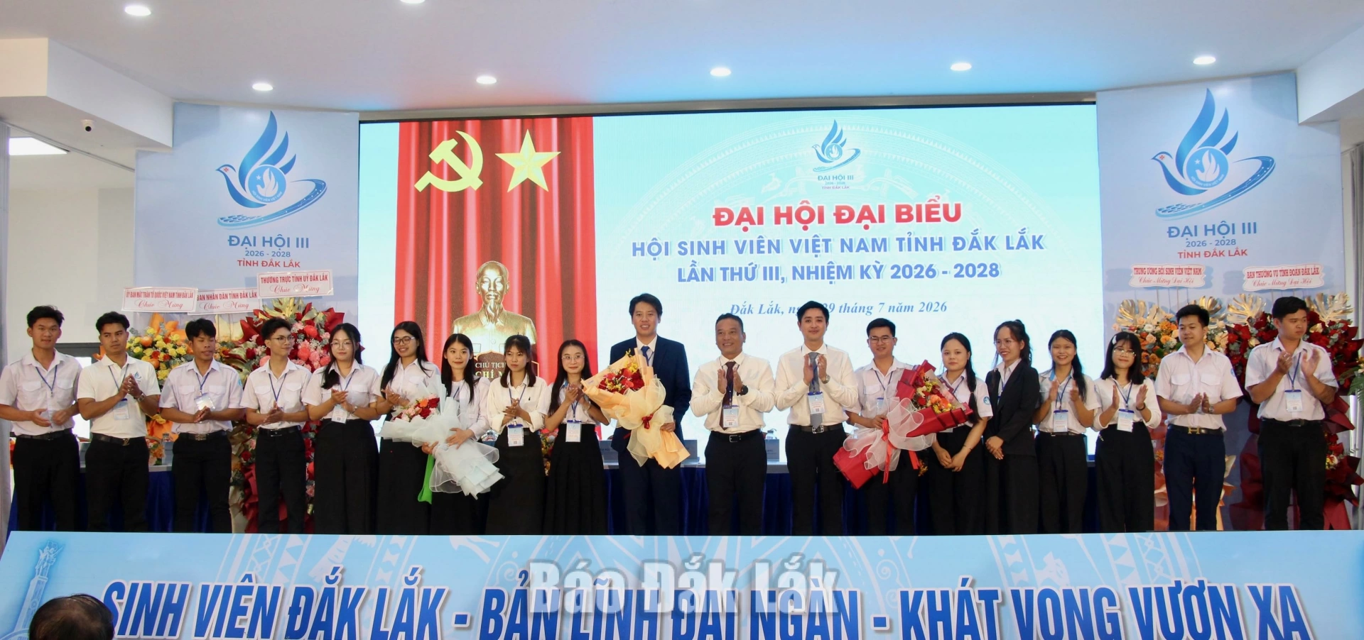 Ban Chấp hành Hội Sinh viên Việt Nam tỉnh khóa III, nhiệm kỳ 2026 - 2028 ra mắt đại hội.