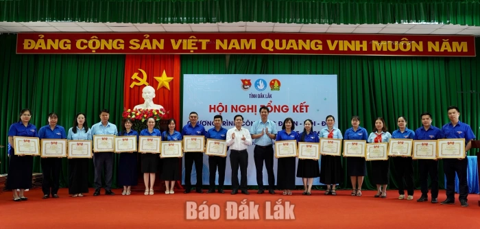 Hỗ trợ trên 17.000 thiếu nhi khó khăn trong năm học 2025 - 2026