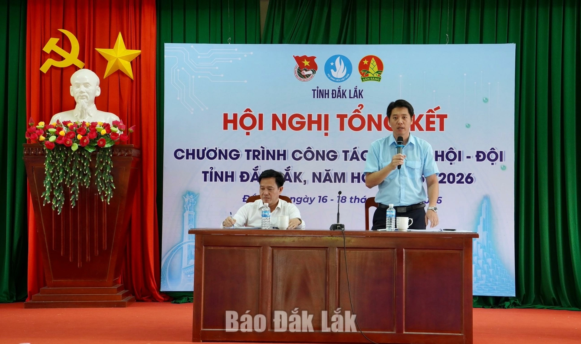 Phó Bí thư