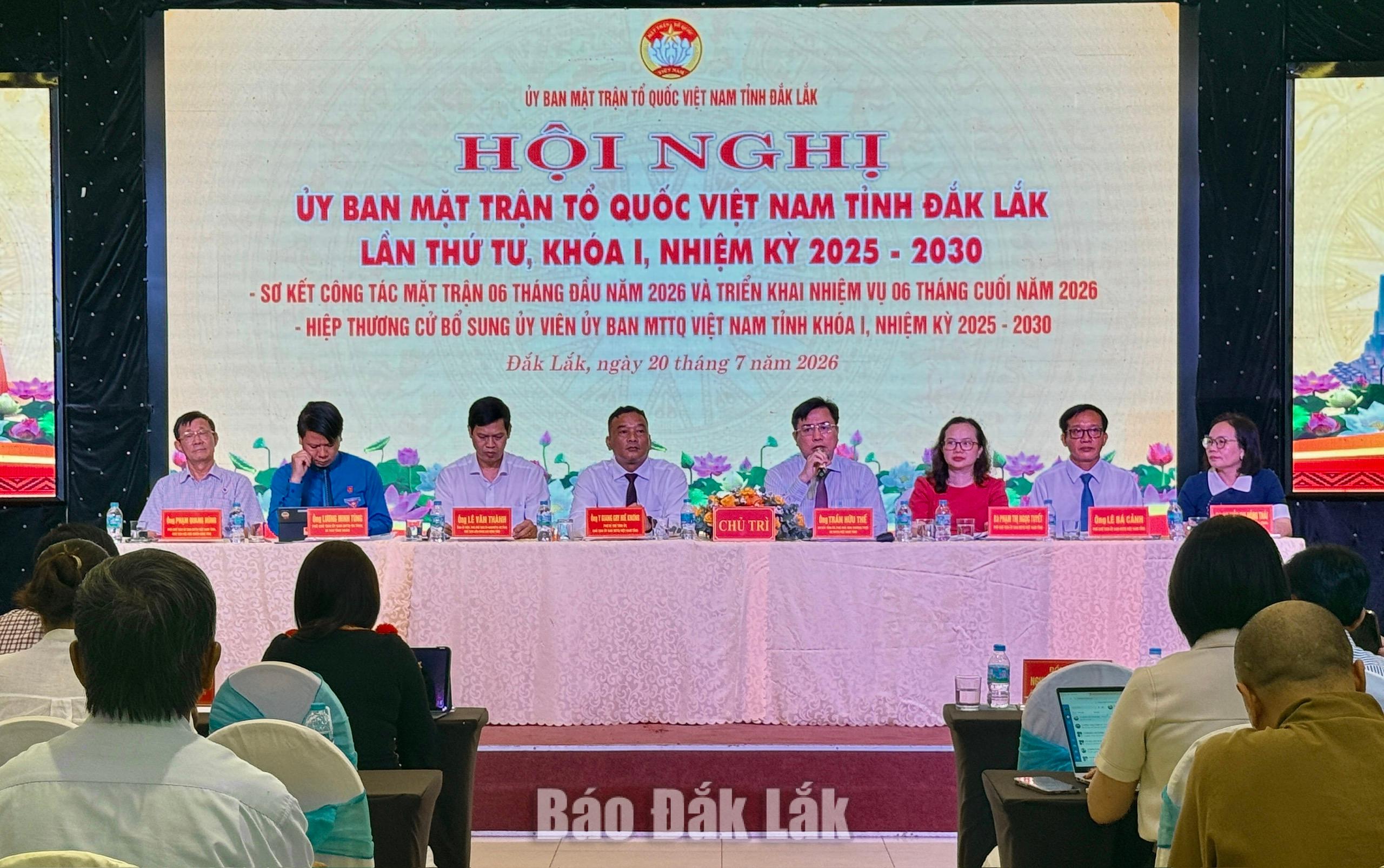 Quang cảnh hội nghị.