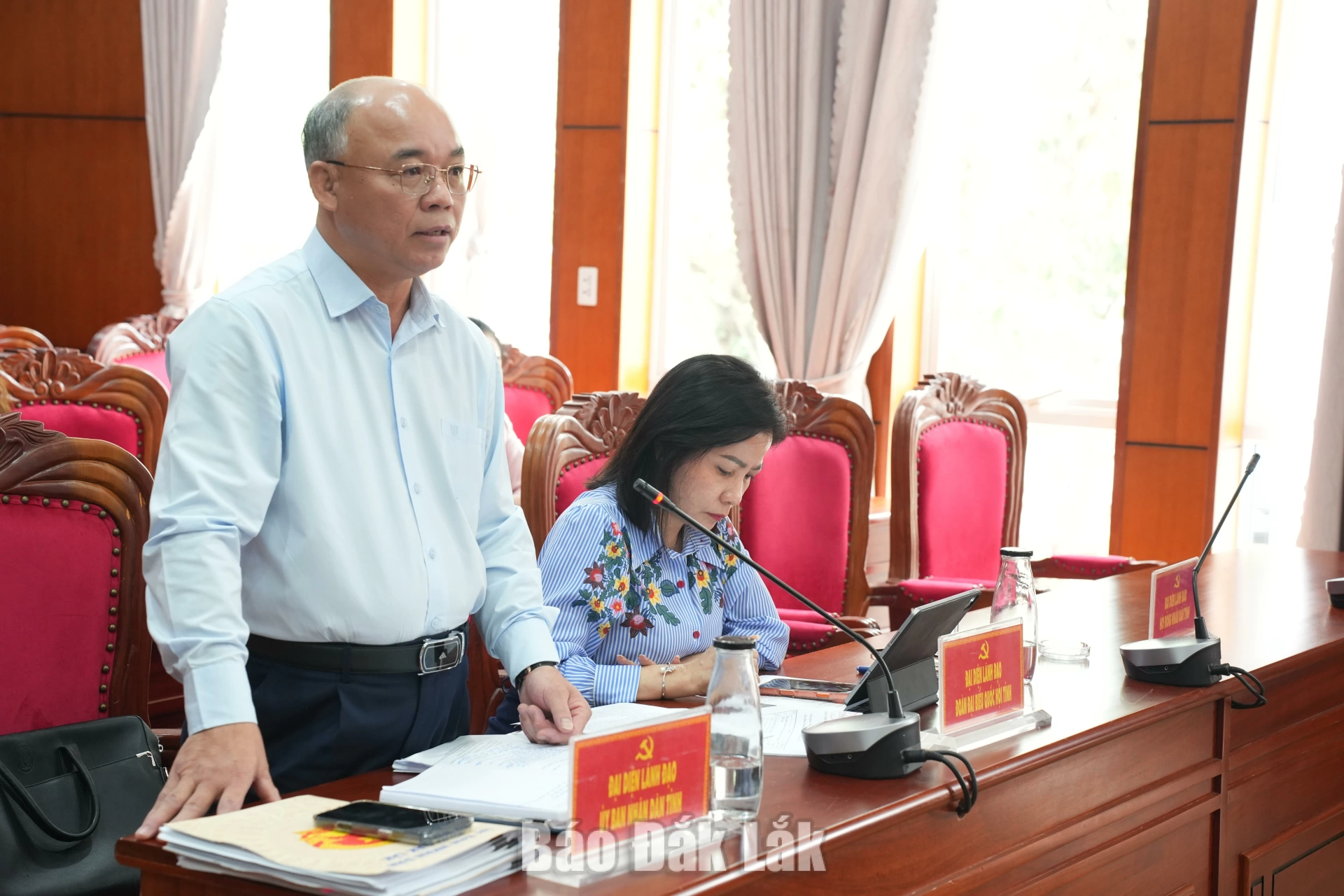 Phó Chủ tịch UBND tỉnh Trương Công Thái phát biểu ý kiến tại hội nghị.