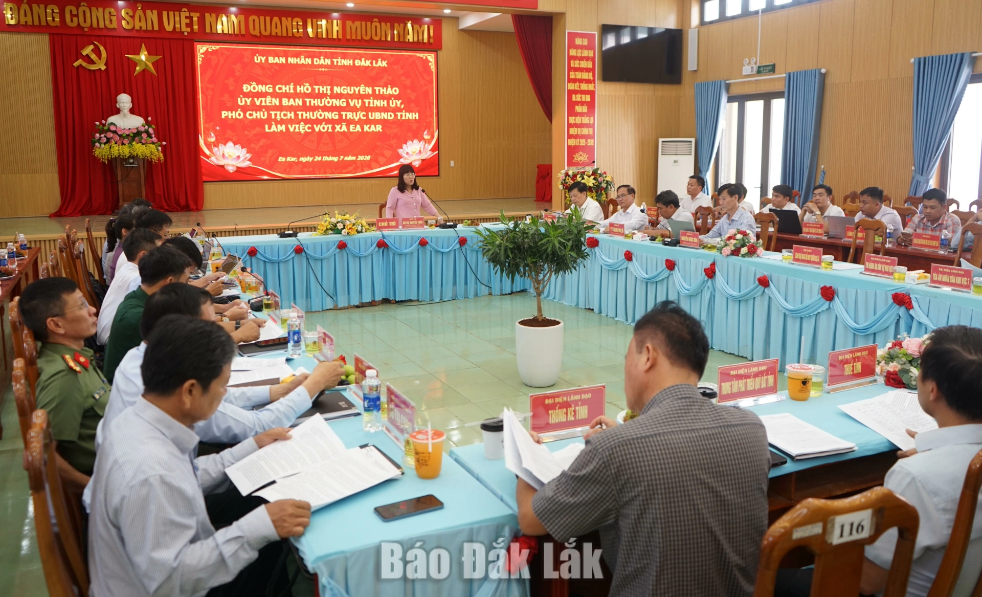 Đại biểu tham dự buổi làm việc 