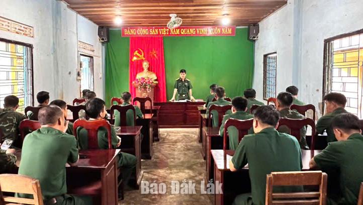 Quang cảnh buổi họp rút kinh nghiệm.
