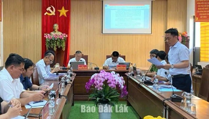 Xã Ô Loan đánh giá tiến độ giải phóng mặt bằng dự án đường ven biển