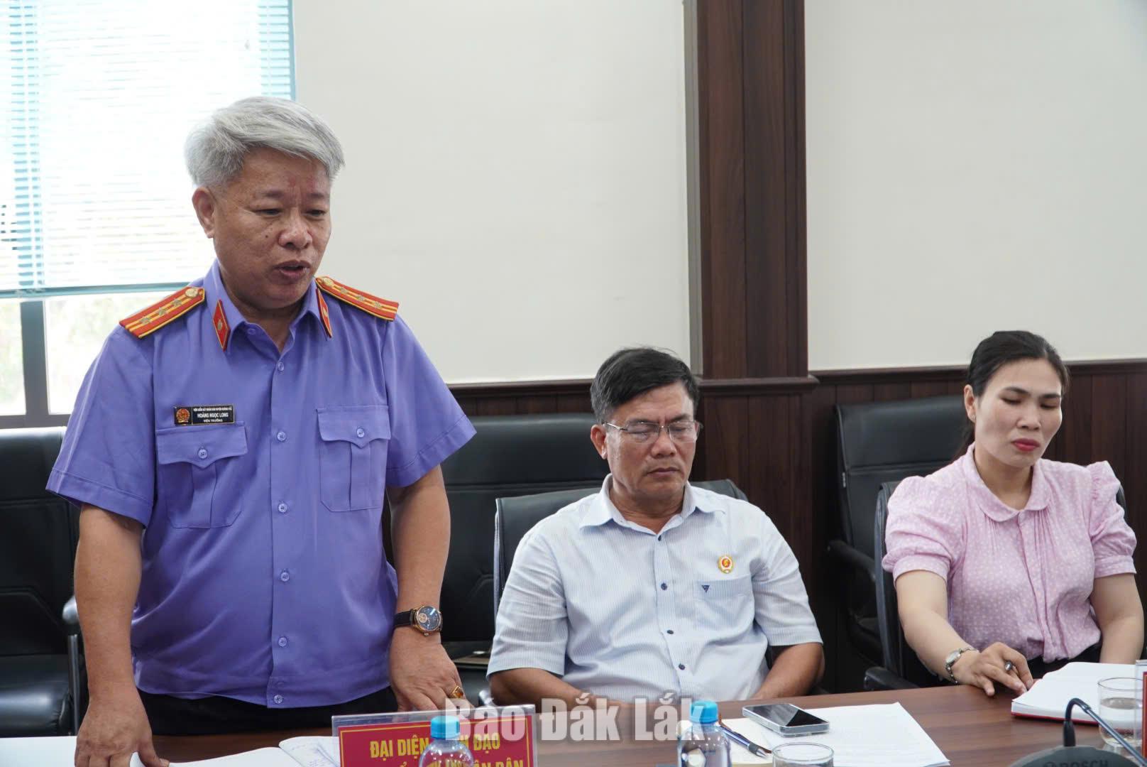 Đại diện Viện Kiểm sát nhân dân khu vực IV phát biểu tại buổi làm việc.