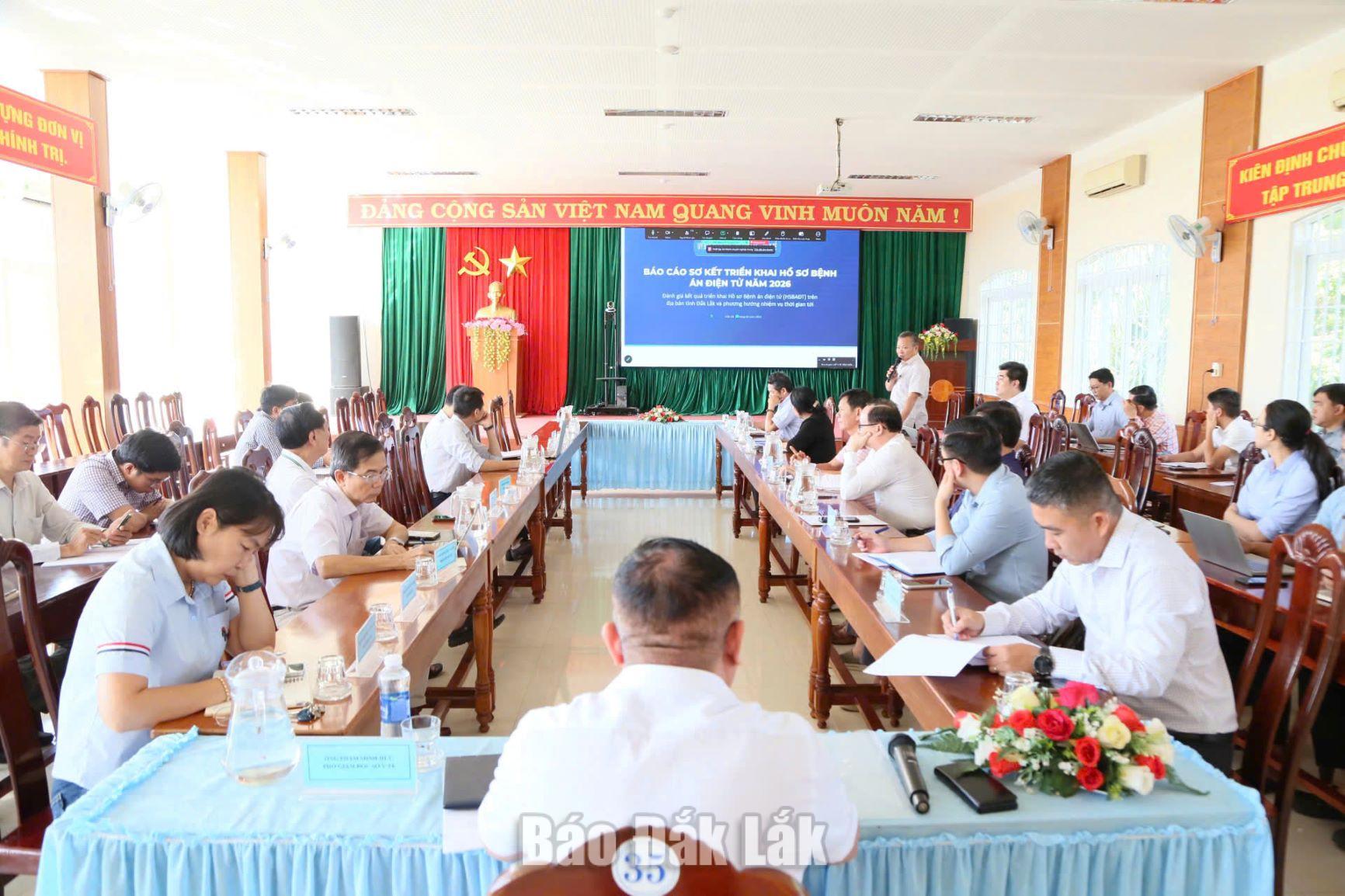 Đại biểu tham dự tại hội nghị