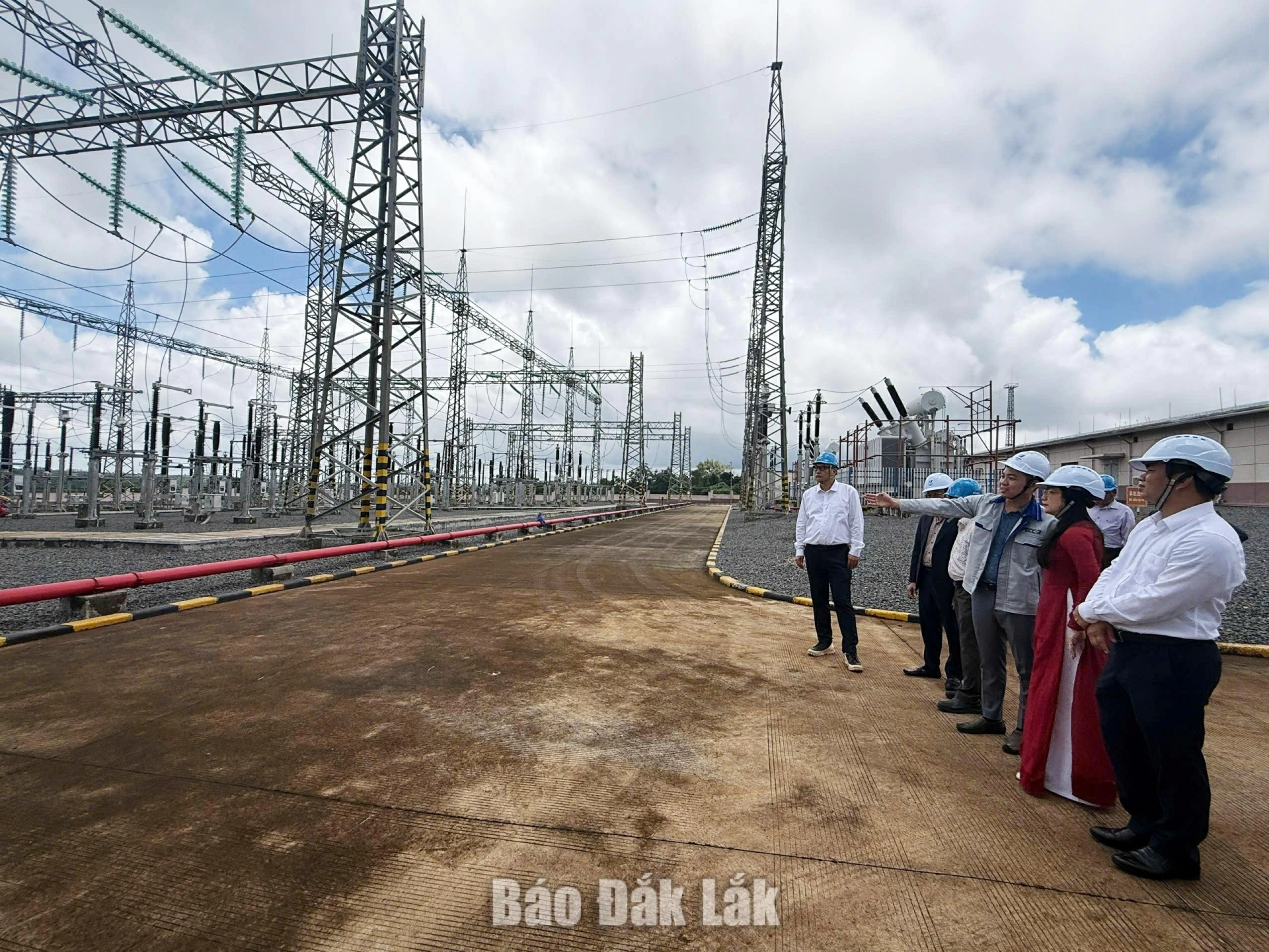 The Cu Ne 1, Cu Ne 2, Krong Buk 1 and Krong Buk 2 Wind Power Plant Complex is expected to supply about 640 million kWh of electricity to the national power system annually.