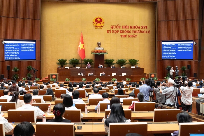 Đẩy mạnh phân cấp gắn với nguồn lực, bảo đảm kỷ luật tài chính ngân sách