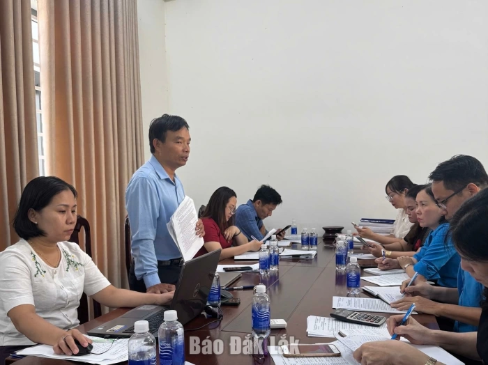 Kiểm tra, giám sát hoạt động tại các công đoàn cơ sở