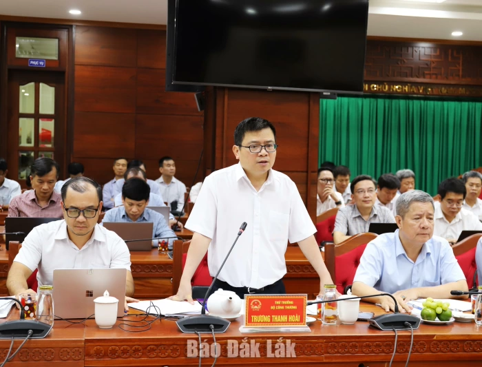 Bộ Công Thương làm việc với tỉnh về tình hình phát triển công nghiệp, năng lượng