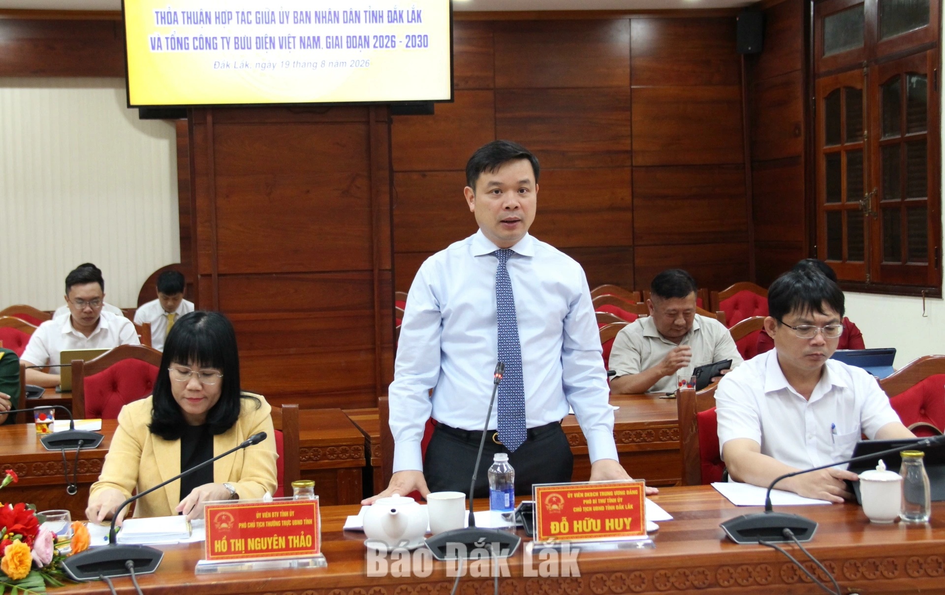 Đồng chí Đỗ Hữu Huy, Ủy viên dự khuyết Trung ương Đảng, Phó Bí thư Tỉnh ủy, Chủ tịch UBND tỉnh phát biểu.