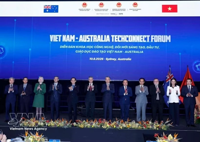 Vietnam, Australia should develop more strategic new-style partnership in science, technology, innovation: Top leader