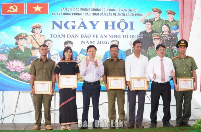 Xã Cư Pơng sôi nổi Ngày hội Toàn dân bảo vệ an ninh Tổ quốc