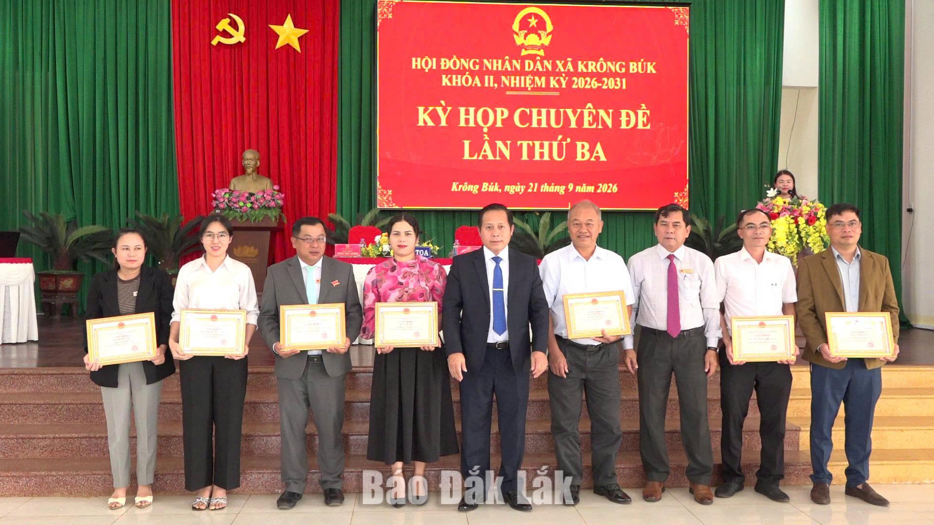 Lãnh đạo xã