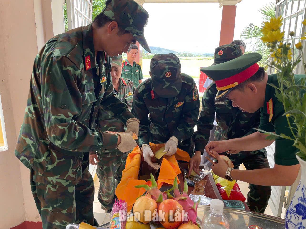 Hài cốt liệt sĩ 