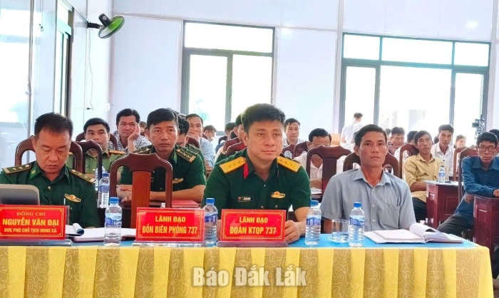Đưa thông tin đối ngoại và chủ quyền về cơ sở
