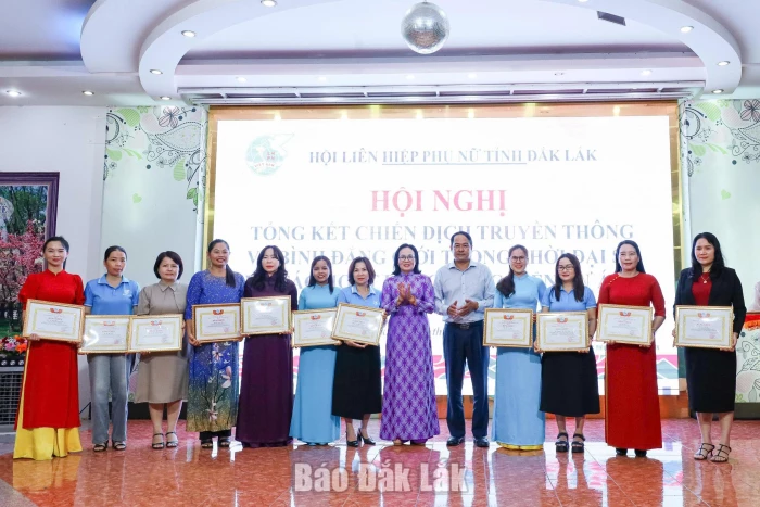 Phụ nữ Đắk Lắk đẩy mạnh truyền thông bình đẳng giới trong thời đại số