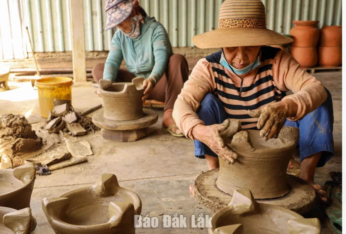   Giữ lửa nghề gốm Trường Thịnh