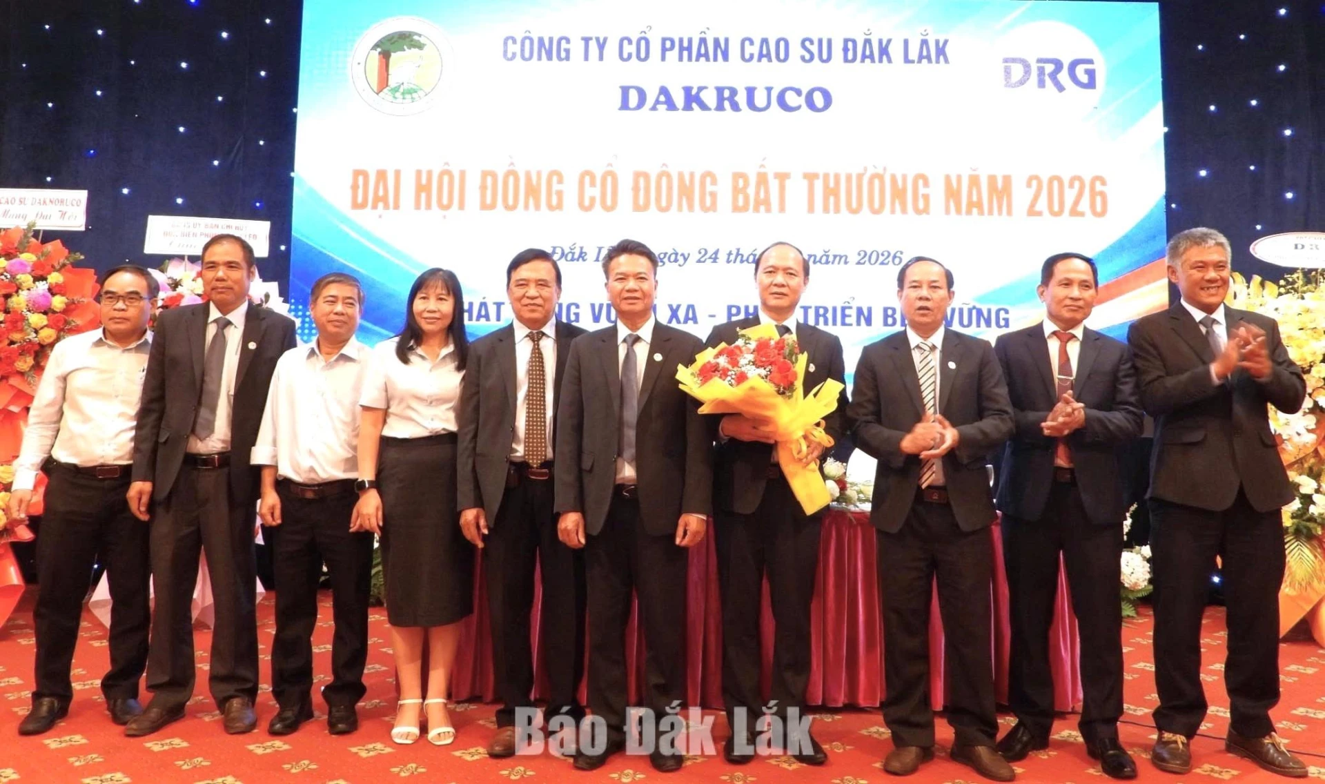 Các thành viên HĐQT và Ủy ban kiểm toán