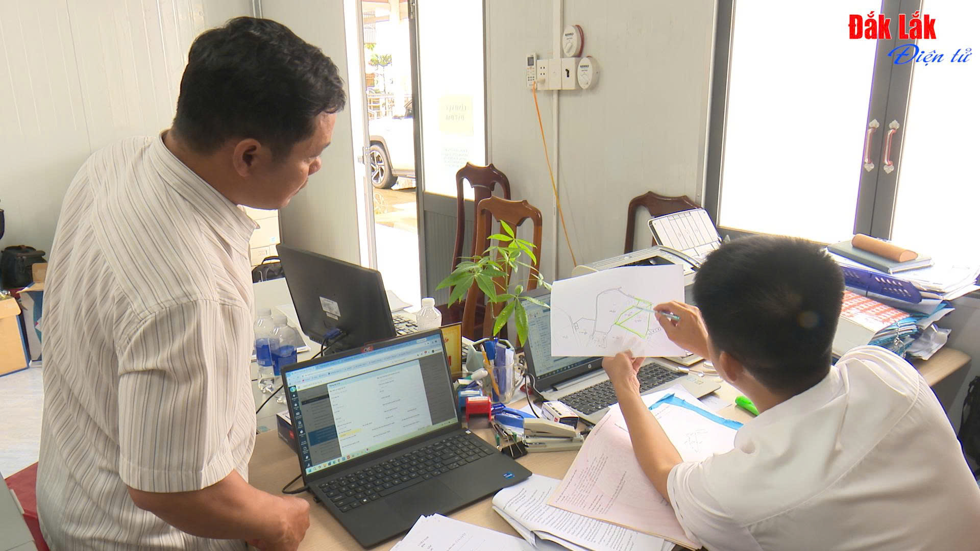 (Video) Ea Knốp: Nỗ lực làm sạch, làm giàu cơ sở dữ liệu đất đai