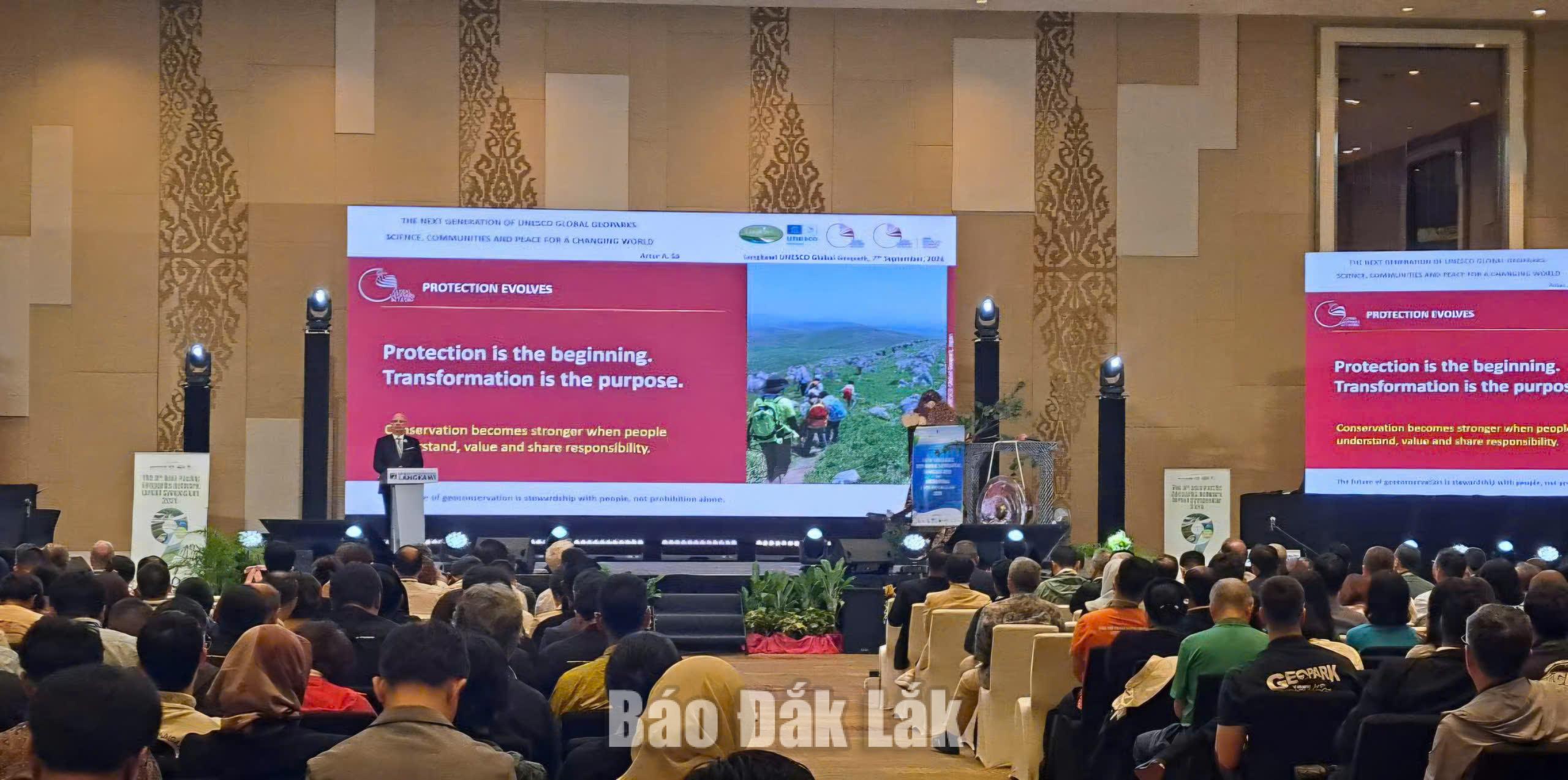 Conference overview.