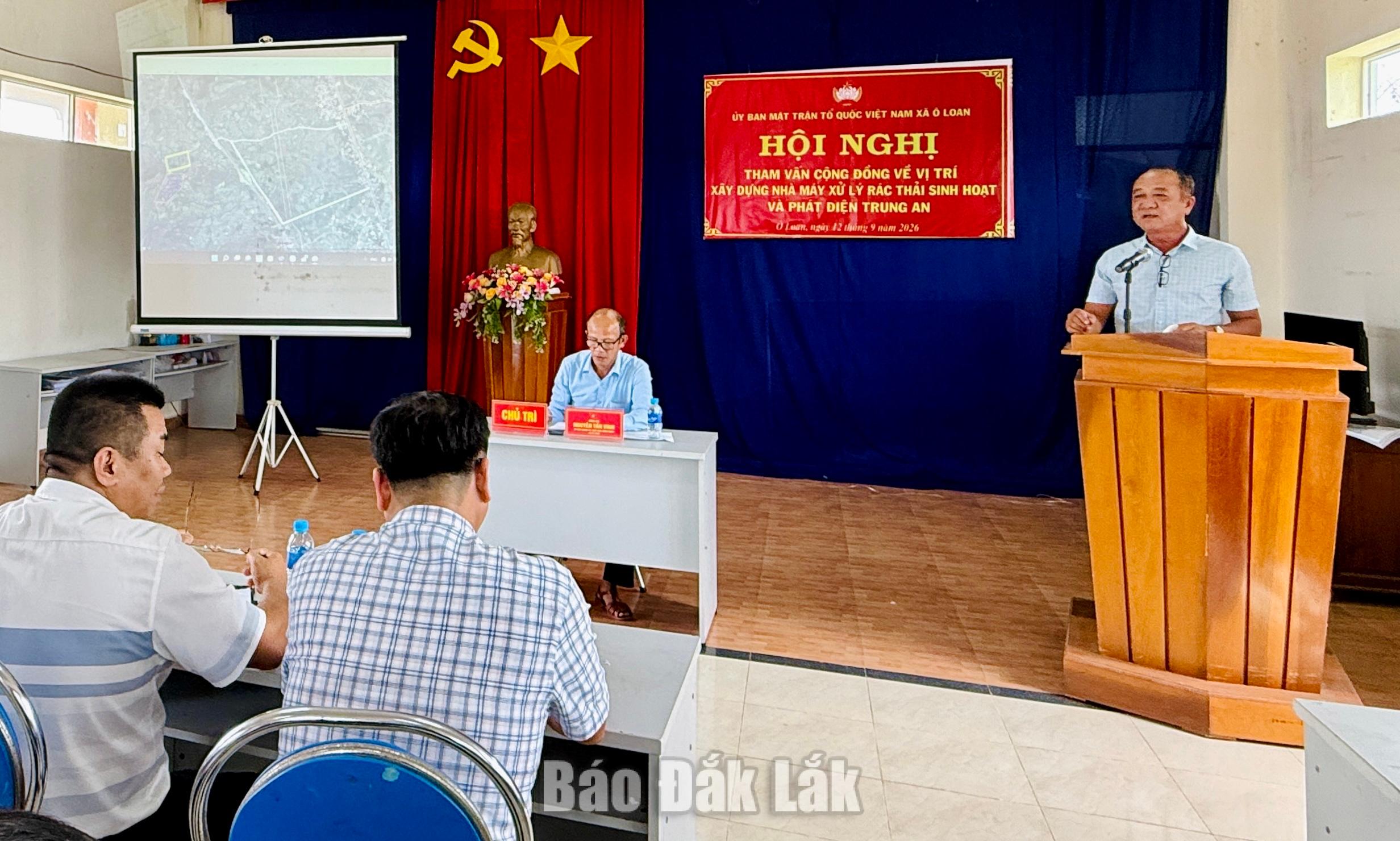 Đại diện chủ đầu tư đã trực tiếp trao đổi, làm rõ một số nội dung người dân còn quan tâm tại hội nghị.