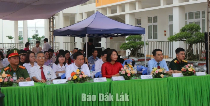 Trường THPT Chuyên Lương Văn Chánh khai giảng năm học 2026 - 2027