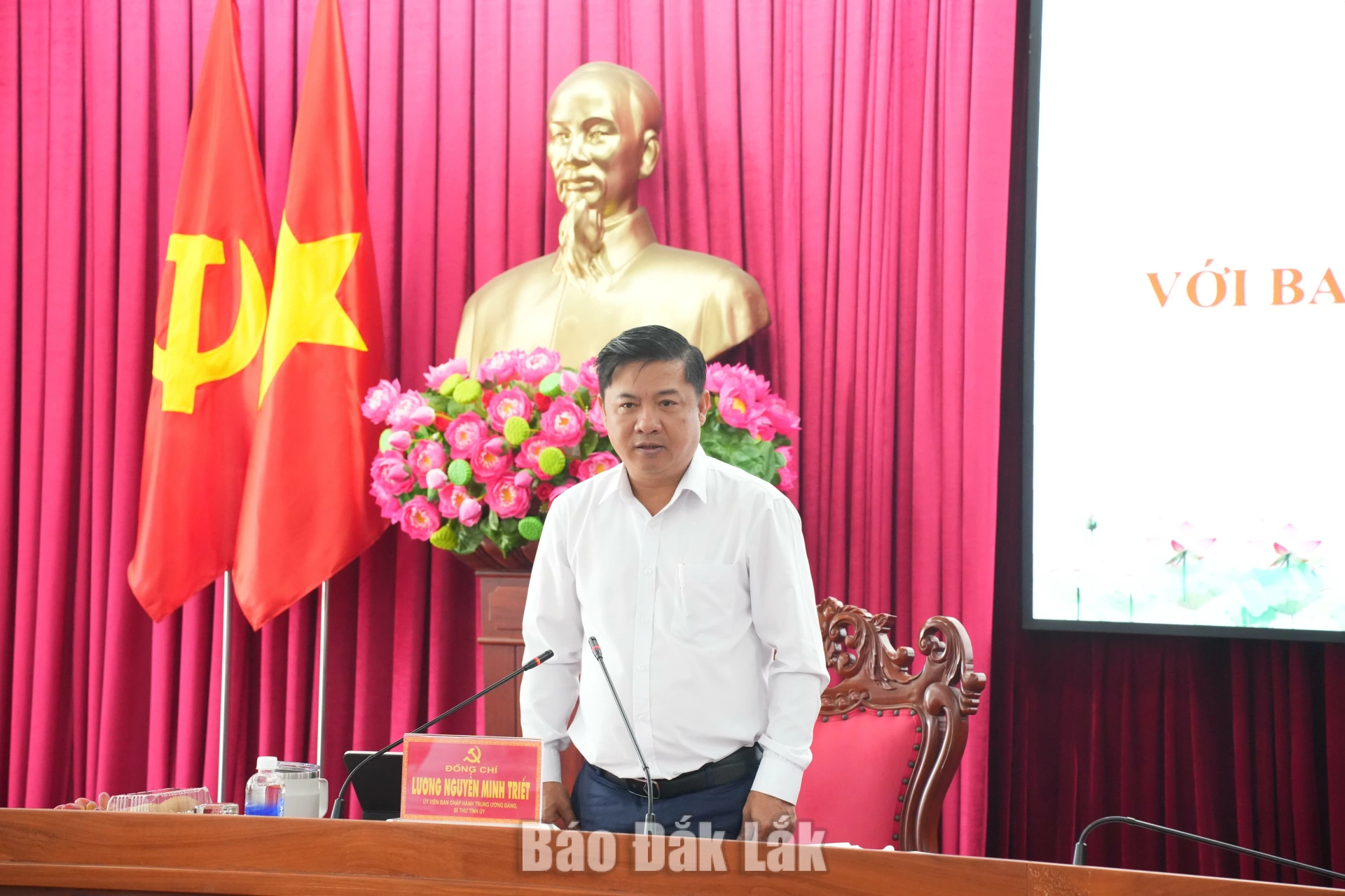 Đồng chí Lương Nguyễn Minh Triết khẳng định Ban Thường vụ Tỉnh ủy phát biểu tiếp thu những hạn chế mà Đoàn kiểm tra, giám sát số 235 đã chỉ ra.