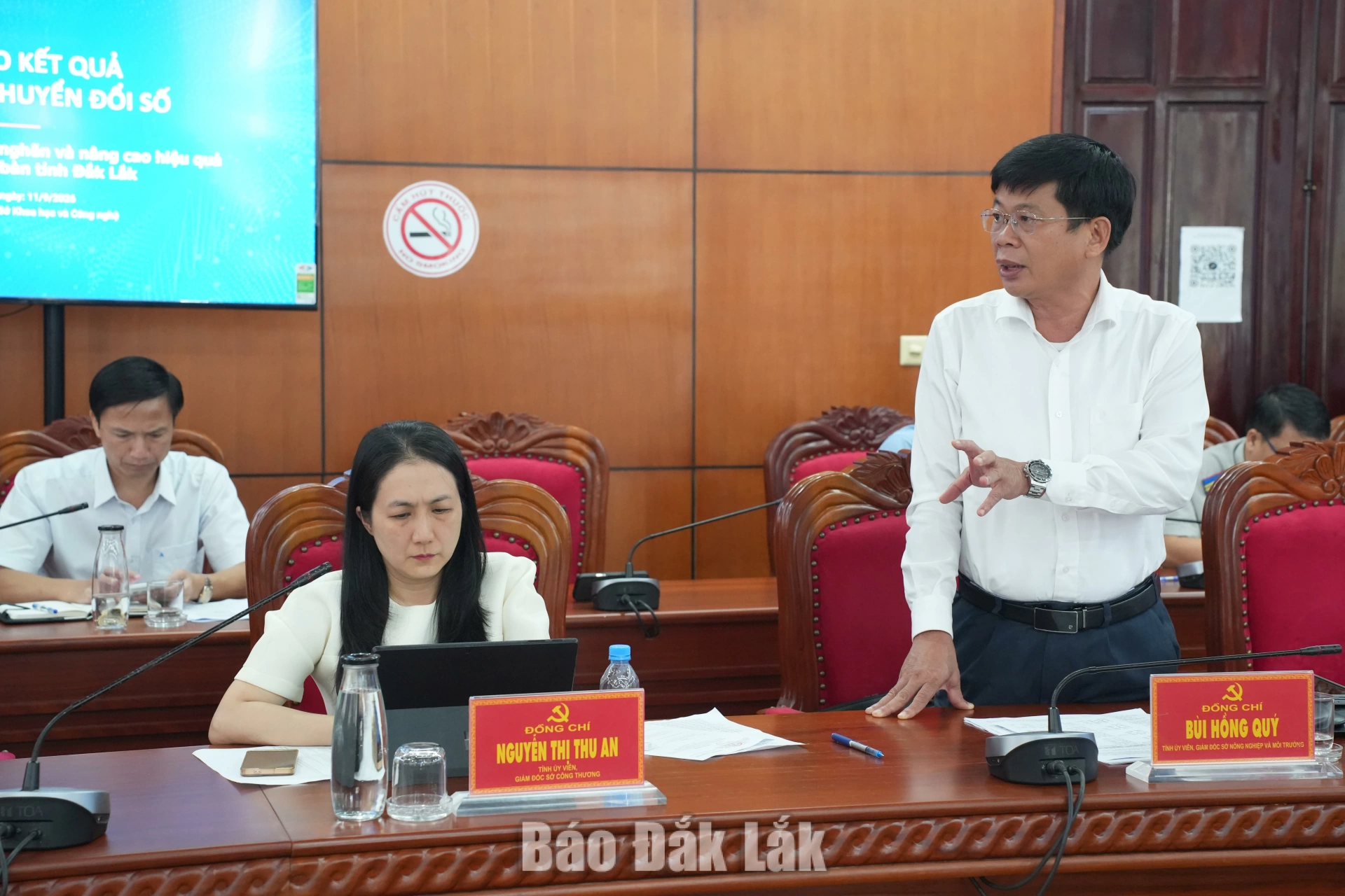 Giám đốc Sở Nông nghiệp và Môi trường Bùi Hồng Quý phát biểu tại hội nghị.