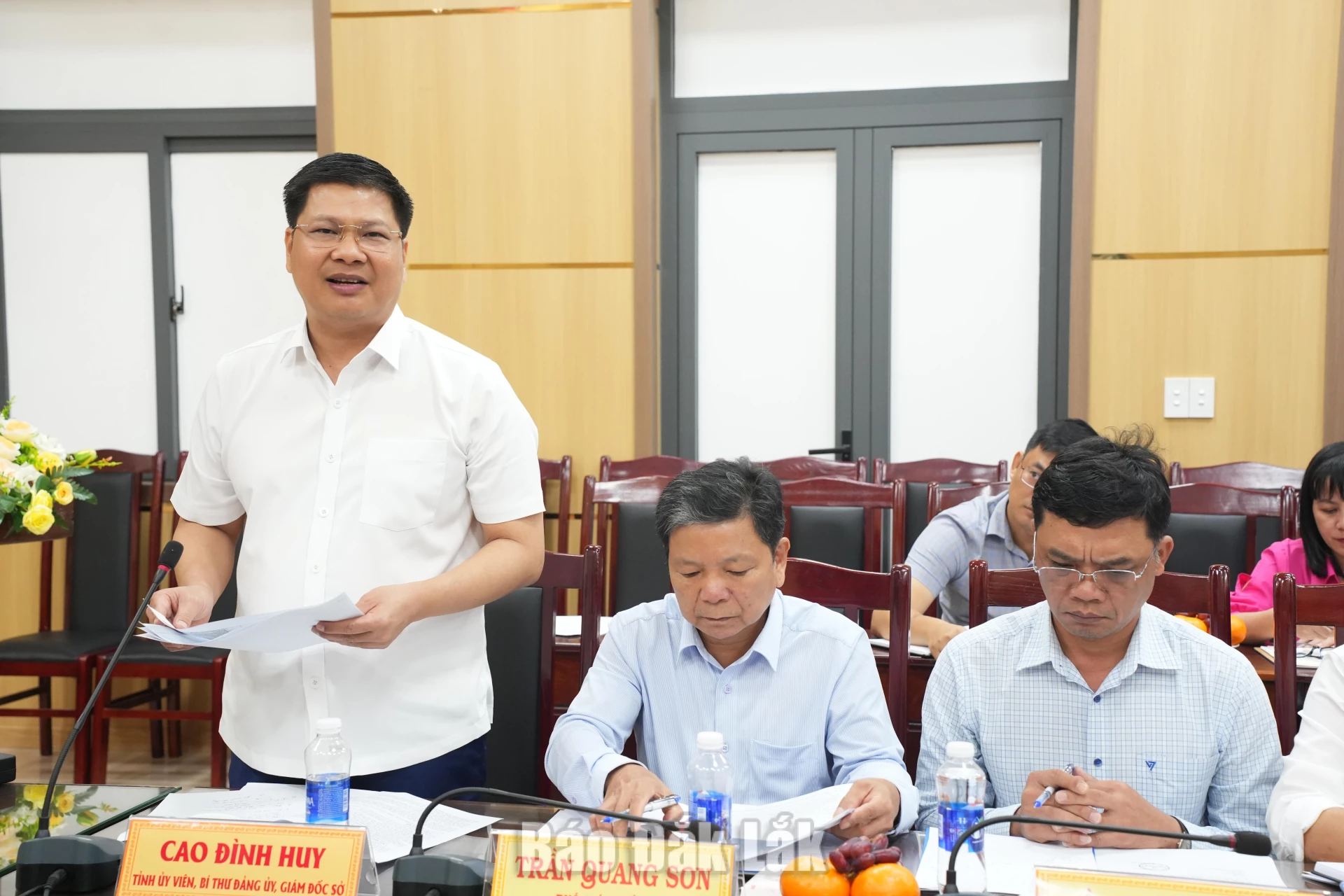 Giám đốc Sở Tài chính Cao Đình Huy phát biểu tại buổi làm việc.