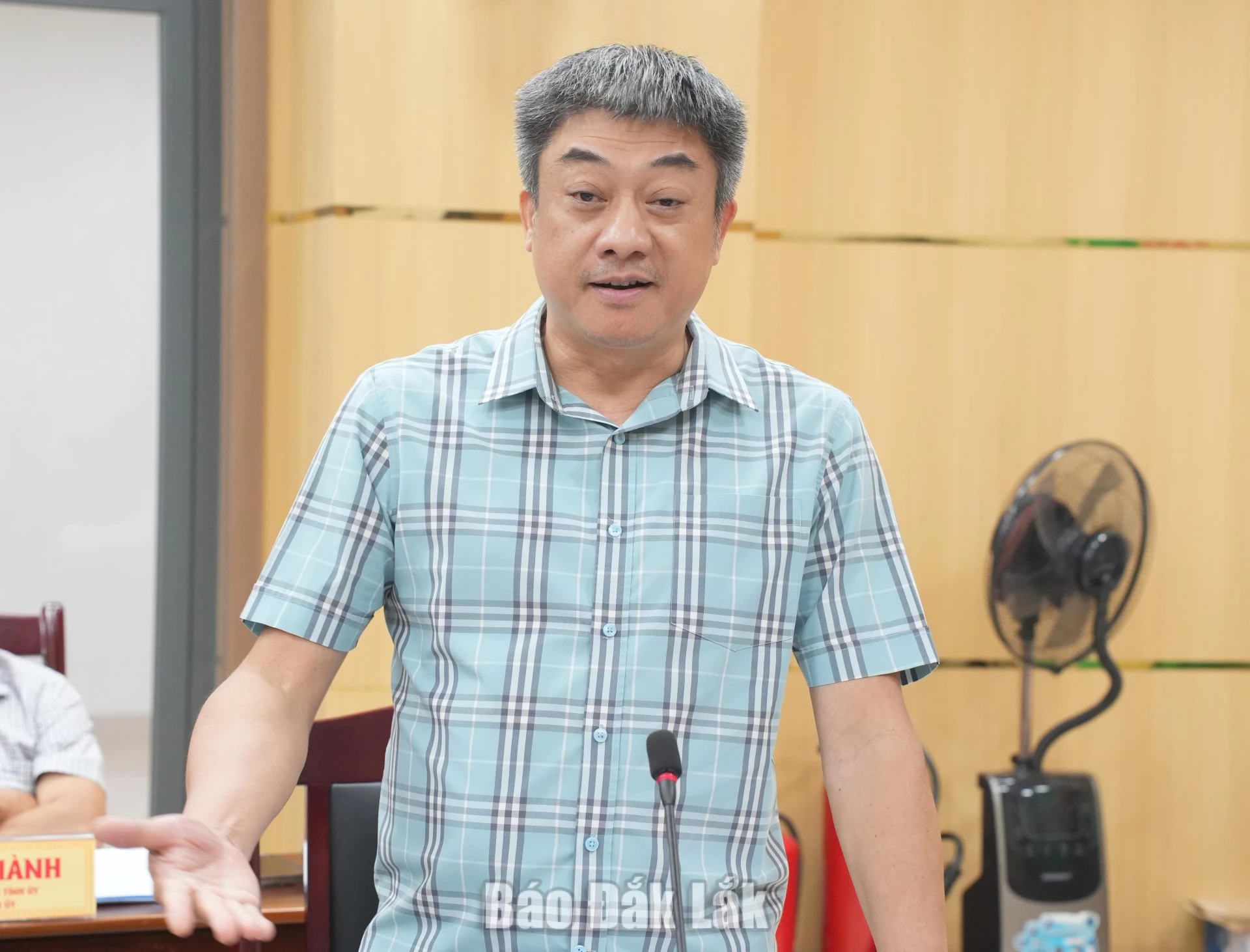 phát biểu tại buổi làm việc.