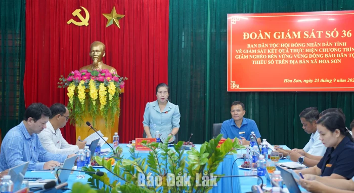 Giám sát công tác giảm nghèo tại xã Hòa Sơn