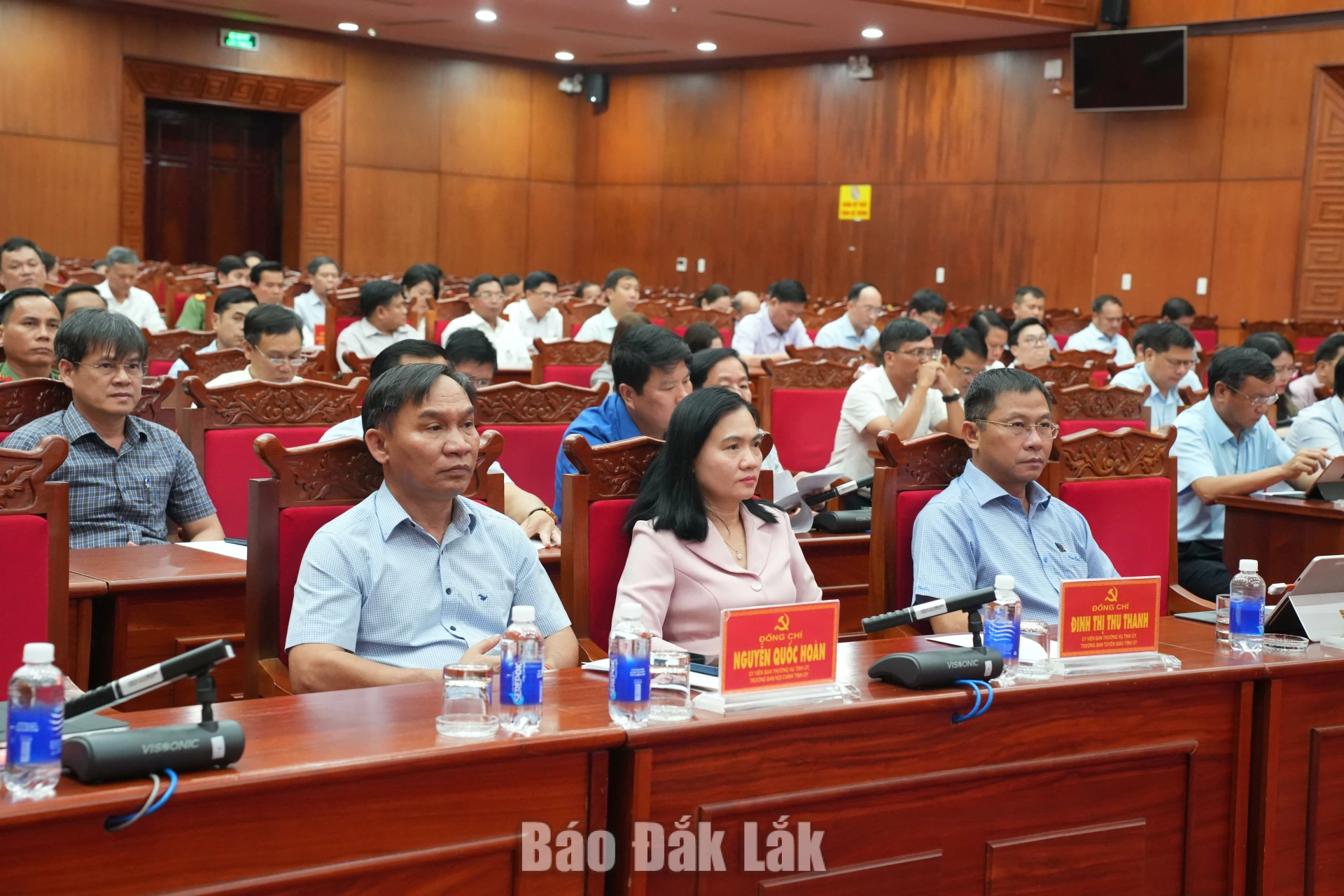 Các đại biểu dự hội nghị.