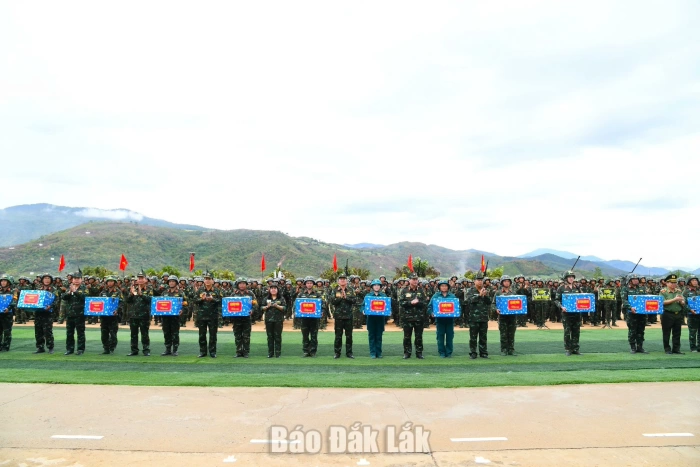 Bế mạc diễn tập khu vực phòng thủ tỉnh Đắk Lắk năm 2026