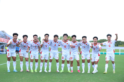 Niềm vui của các cầu thủ U23 Việt Nam khi giành trọn 3 điểm. Ảnh: Hoàng Hồ