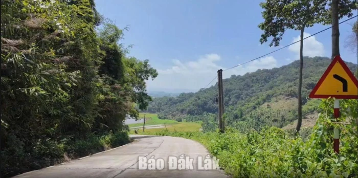 Bố trí 400 triệu đồng lắp hộ lan, kẻ vạch giảm tốc tại đèo Buôn Krông
