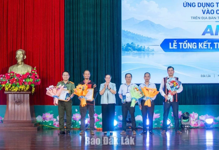 Trao 20 giải thưởng Cuộc thi “Ứng dụng trí tuệ nhân tạo vào cuộc sống”